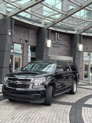 Airport Shuttle, Car Service, Chauffeured transport, Black Car Service, Wedding, Concerts, Sporting events,