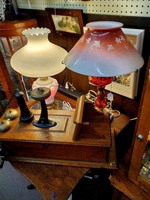 March 2021: Drooling over the antique red lamp