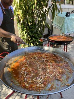 Seafood paella