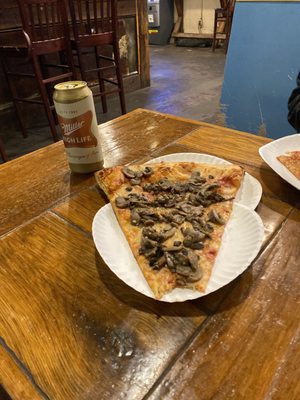 Garlic Mushroom Pizza by the Slice