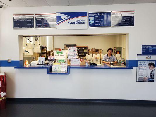 Customer service counter