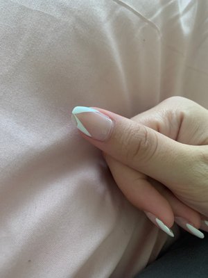 Gel nail chipped 4 days after