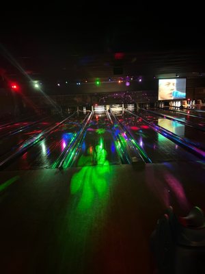 Terrible lighting and you can see the projector screen is too close to the pins at the end of the alley.