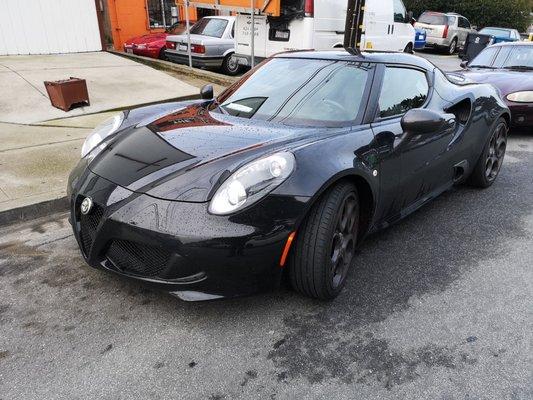 Sweet little Alfa Romeo 4C