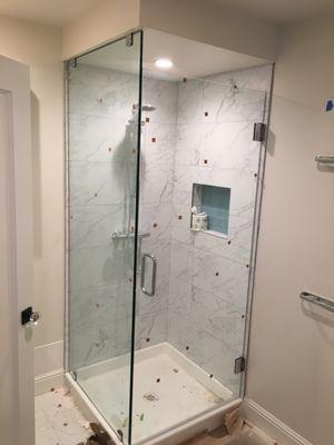 Medallion Glass and Shower Doors