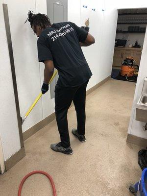 Zaytinya restaurant cleaning