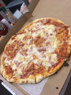 Delicious Hawaiian pizza