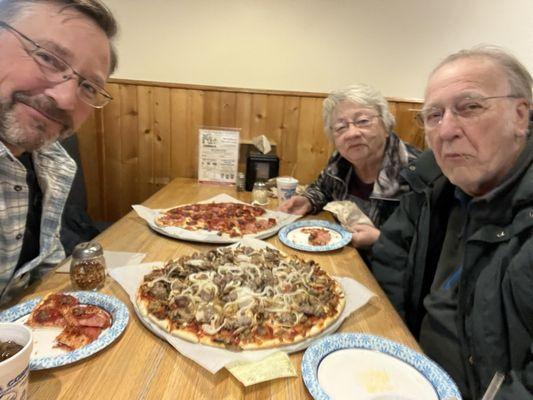 My family LOVES their Pizza! All types!