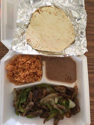 Beef fajitas with tortilla