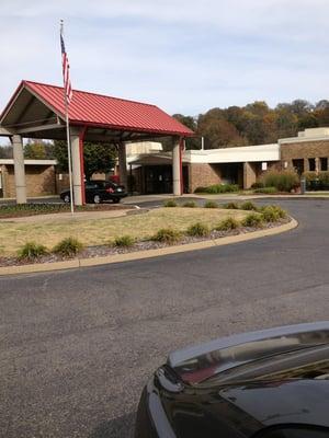 Hillside Hospital entrance and Café entrance