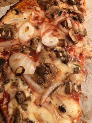 Gluten free pizza with onions and mushrooms!