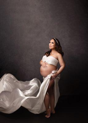 Glamour maternity