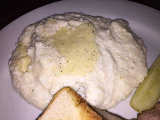 White cheddar grits