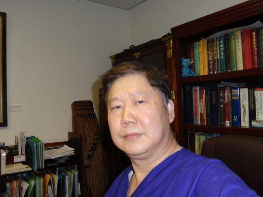 Dr. Young Yi, L.Ac. OMD