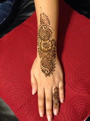 Isn't my henna gorgeous?!