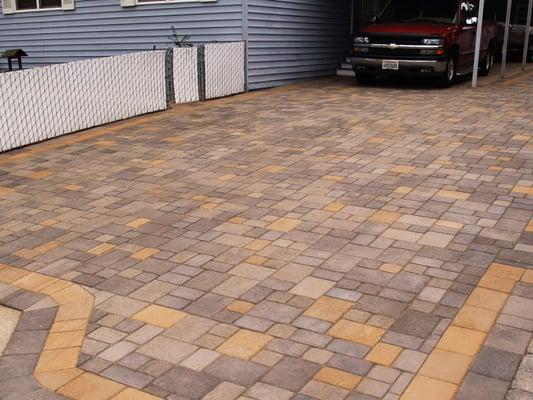 Pavers Driveway with Dual Border, Nipomo