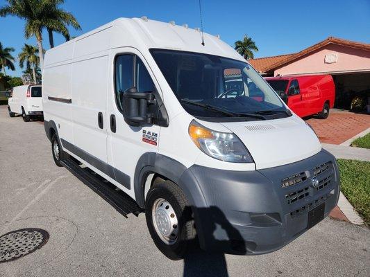 COMMERCIAL CARGO VANS FOR SALE