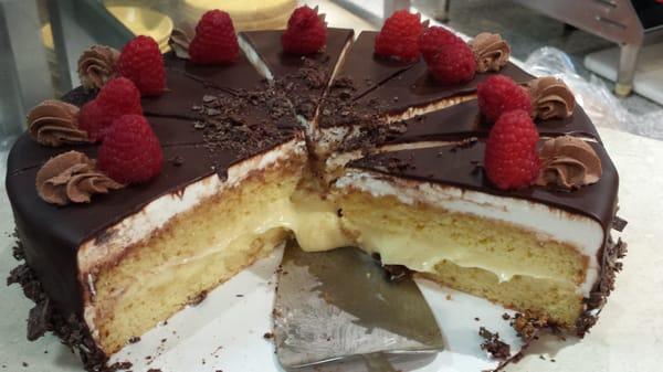 Boston Cream Pie