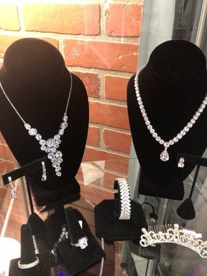 We have stunning pieces and more simple pieces of jewelry alike