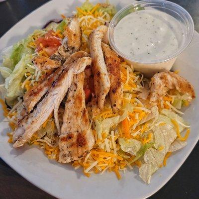 09.12.22 - Grilled Chicken Salad