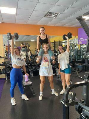 Hillsboro, Texas health club Anytime Fitness is a workout, and FRIEND meetup.