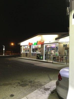 Sinclair Gas Station