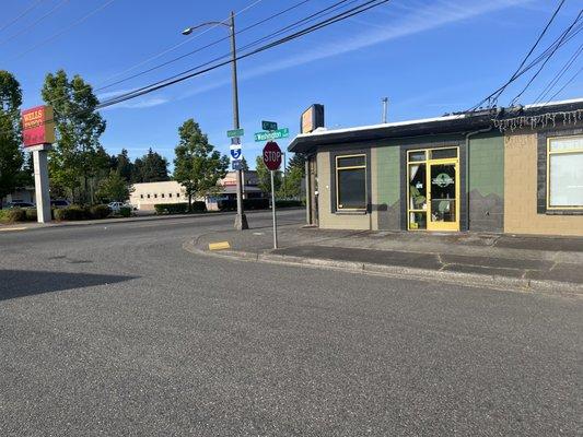 On the corner of Washington and 6th ave in Tacoma, Washington.