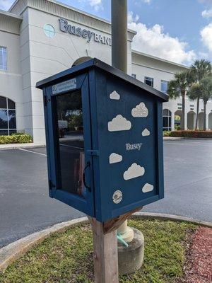 Little Free Library, 7980 Summerlin Lakes Dr, Fort Myers