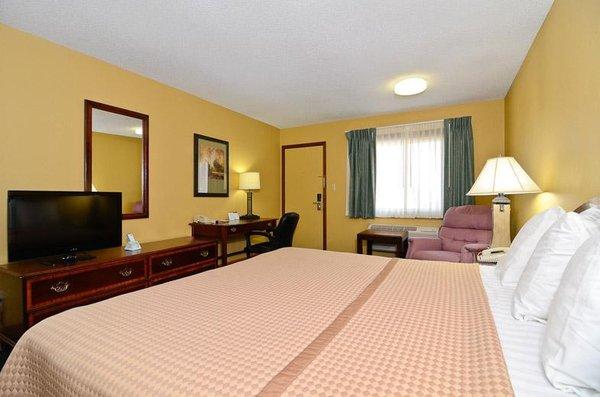 Americas Best Value Inn Iola