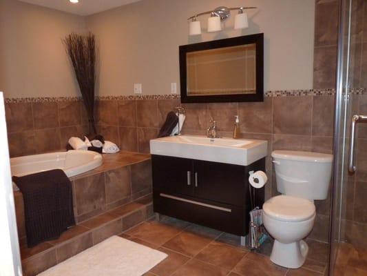 Don Wojan Plano Handyman  - Bathroom Remodels, Renovations or Updates. Call 214-232-8671.