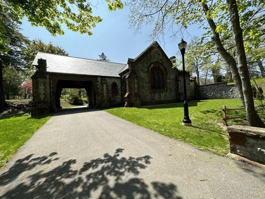 Woodlawn Cemetery