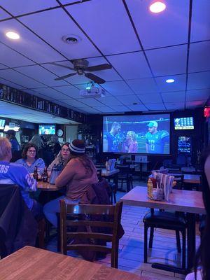 Big screen out for the Lions vs. Rams!