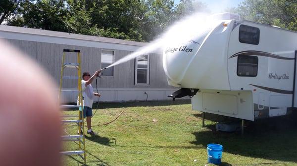 RV washing