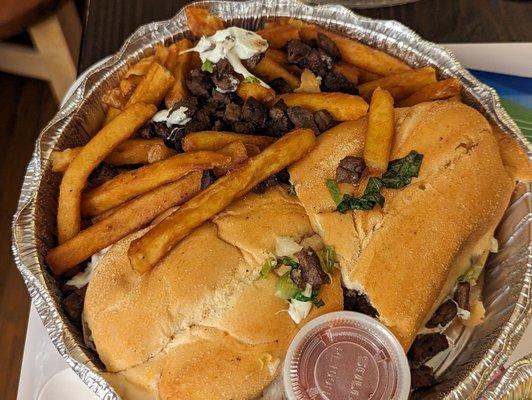 Torta con carne with fries