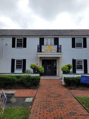 Welles Turner Memorial Library