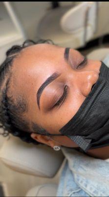 Brow thread + tint    #baltimorebrows #browtinting #hennabrows #browstain