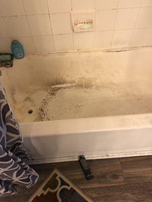 Dirt and grime tub