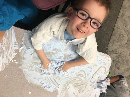 Shaving cream playtime -a great sensory play activity!