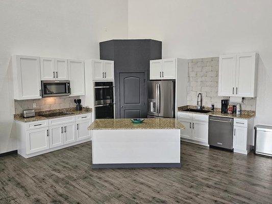 Bunkhouse Lodge kitchen