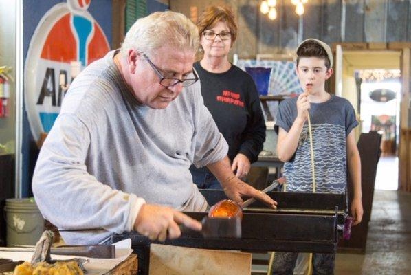 Glassblowing Classes  by Ed & Barbara Streeter at Conway Glass