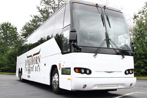 The best provider of charter bus rentals in Dallas, TX.