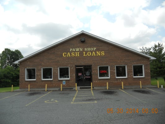 Akron Drive Pawn