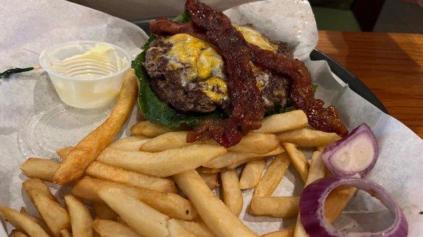 Cheddar cheeseburger with bacon and fries