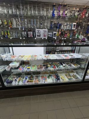 Weed pipes wax pipes all kinds of pipes nectar collectors variety of kinds of pipes screens. Very good prices.