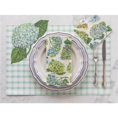 Hydrangea table setting perfect for summer dinner parties and entertaining.