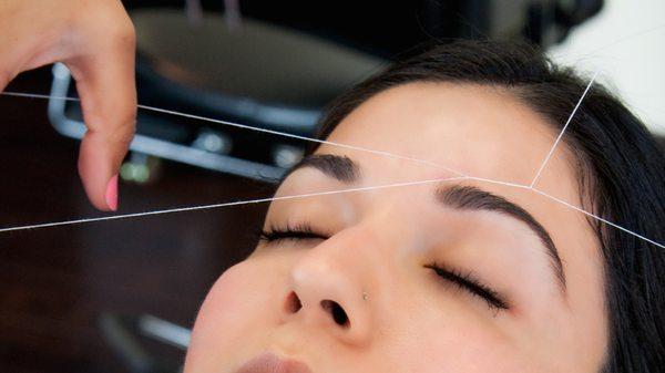 Getting ready for a wedding with beautiful eyebrows