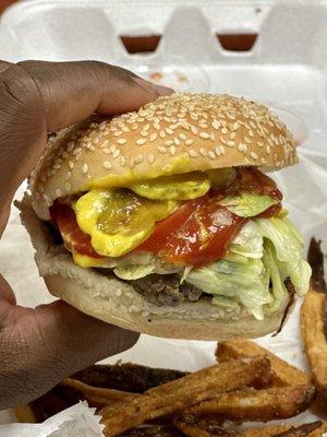 Cabbagetown 1/2 Lb Classic Burger