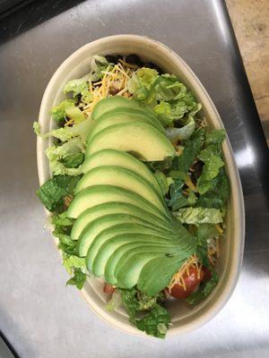 Falafel bowl with beautiful avocado !