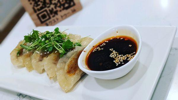 Fried Gyoza and dipping sauce