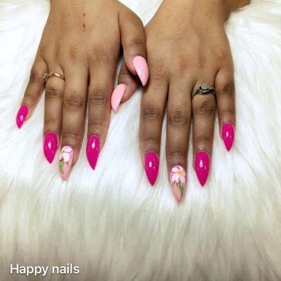 Happy Nail